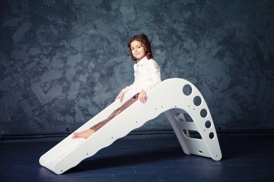 Детская деревянная горка