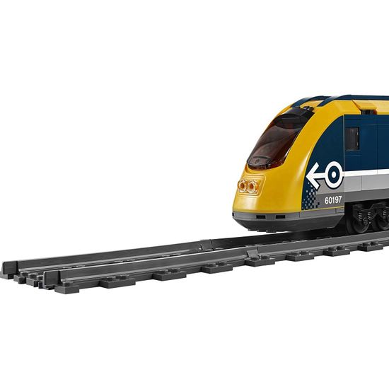 Конструктор LEGO City Trains Пассажирский поезд 60197