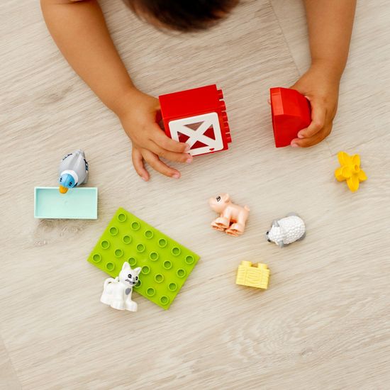 Конструктор LEGO DUPLO 10949 Уход за животными на ферме