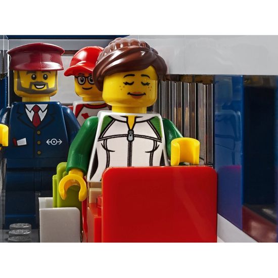 Конструктор LEGO City Trains Пассажирский поезд 60197