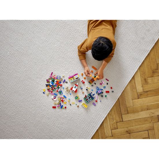 Конструктор LEGO Classic Набор для творчества с окнами 11004