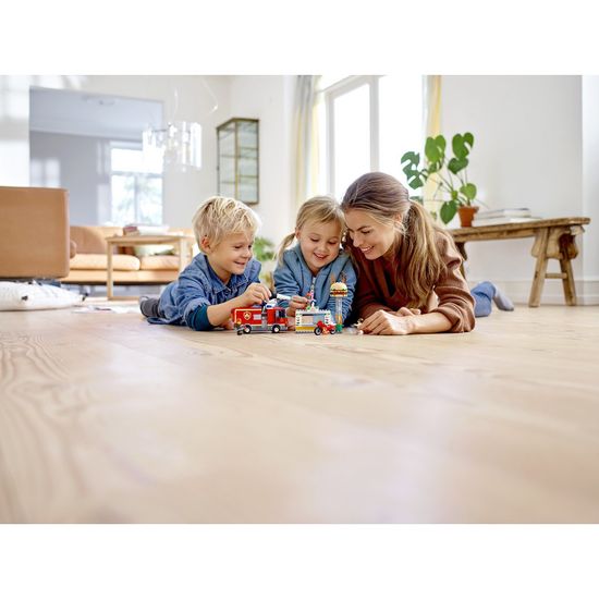 Конструктор LEGO City Fire Пожар в бургер-кафе 60214