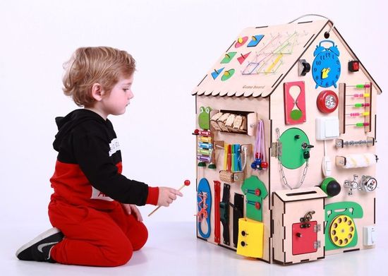 Какие игрушки выбрать для ребенка