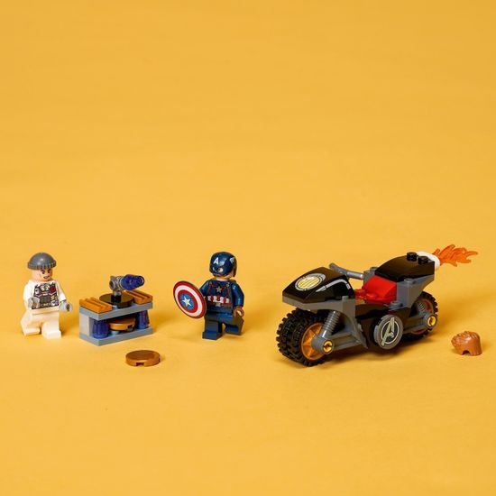 Конструктор LEGO Super Heroes 76189 Битва Капитана Америка с Гидрой