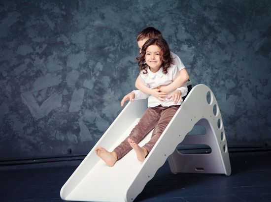 Детская деревянная горка